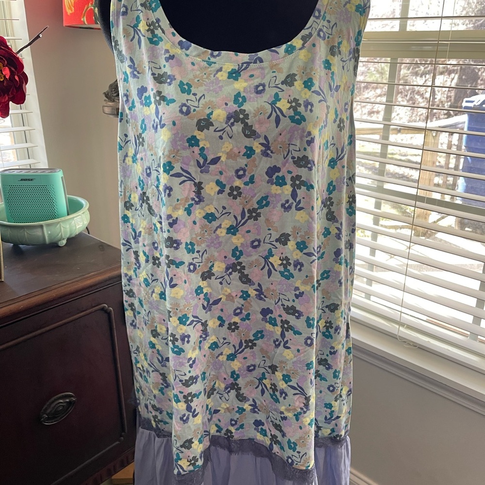 Logo by Lori Goldstein tank